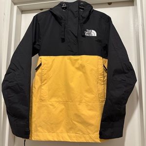 The North Face Women’s Tanager Jacket - Yellow/Black - Small